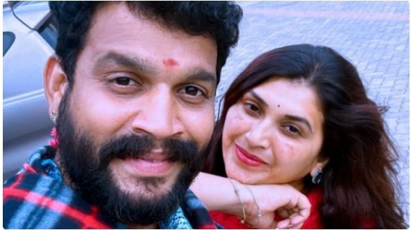Chandrakanth, the spouse of Telugu star Pavithra Jayaram, commits himself a few days after his death.