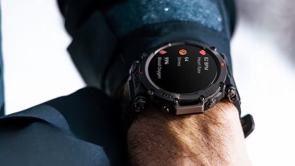 Selecting the ideal smartwatch for your health and fitness: Comprehensive buying guide